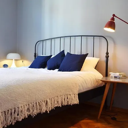 Apartman Friderik's Location